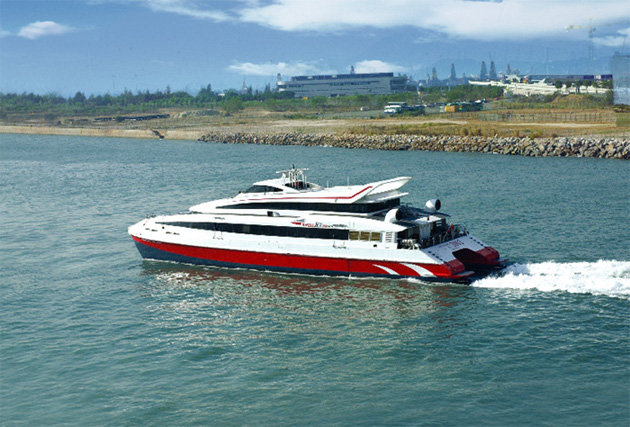 Cross-boundary ferries ply the Pearl River.