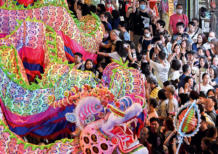 18区日夜都缤纷
